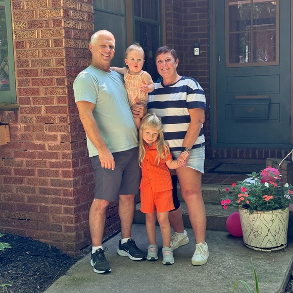 Meet your Posher, Julie - Picture 9 of 10